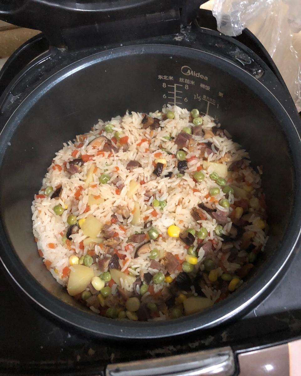 电饭锅版腊肉饭