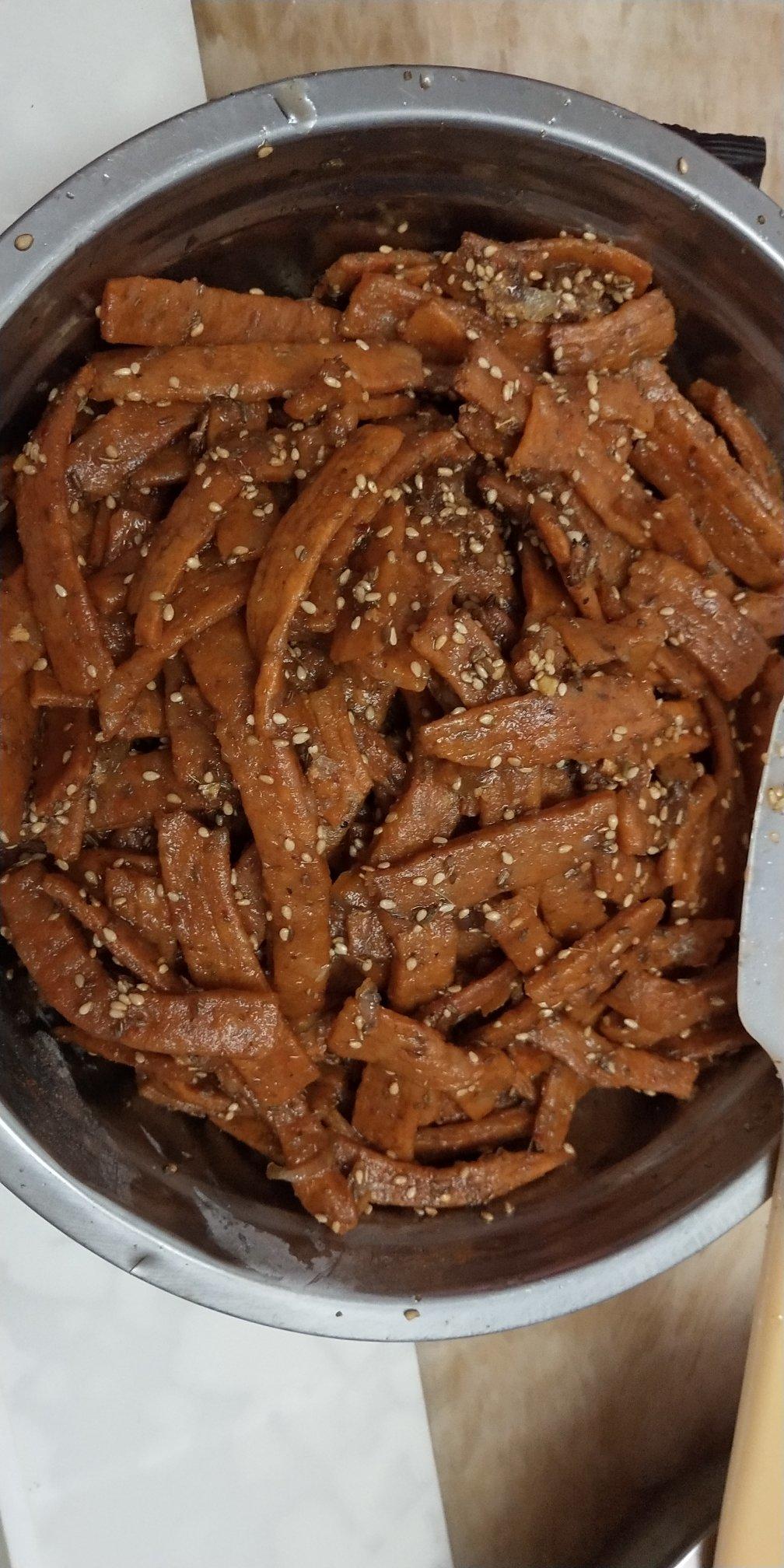 自制冬天里的第一根辣条，大米制作卫生又健康