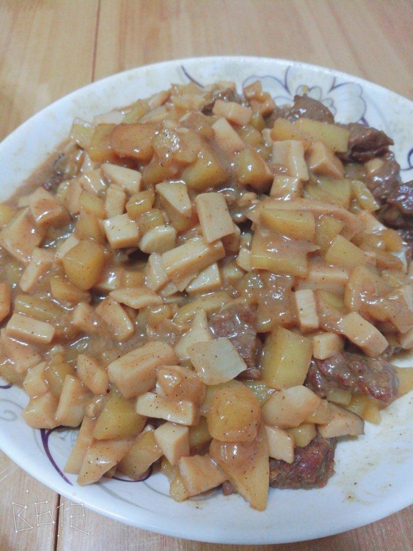 家常菜~杏鲍菇烧牛肉粒