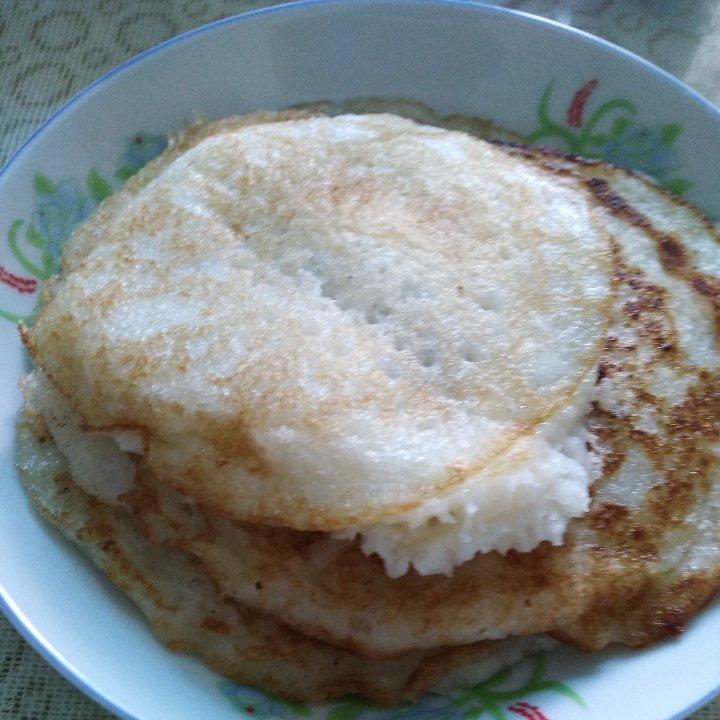 手机用户0170_c53z做的鸡蛋米浆粑粑(云南特色)