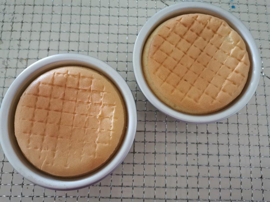 记录一下最适合自己的戚风蛋糕配方▪️超适合新手练习（4寸）