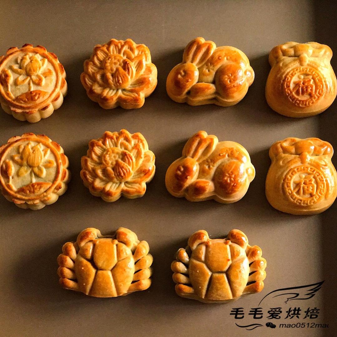 广式月饼—蛋黄莲蓉月饼