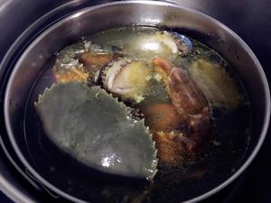 红蟳鲍鱼番鸭汤的做法 步骤5