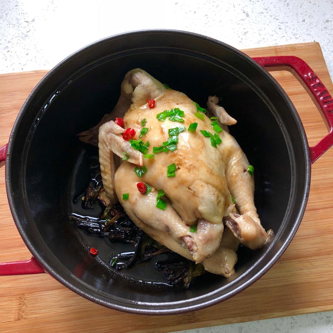 无水葱油童子鸡一一转自微博菜谱（Le Creuset铸铁炖锅）