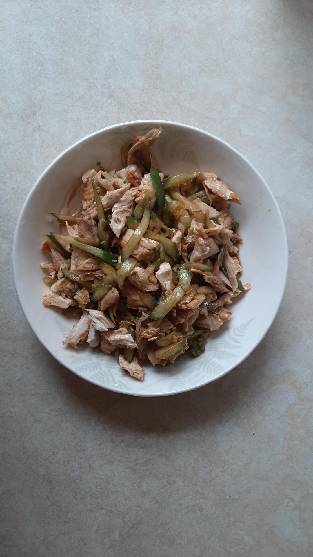 香辣凉拌鸡丝