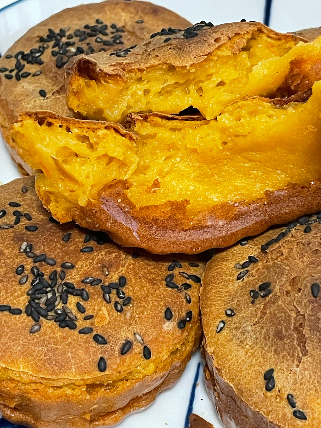 南瓜糯米糕。不用揉面做法超简单