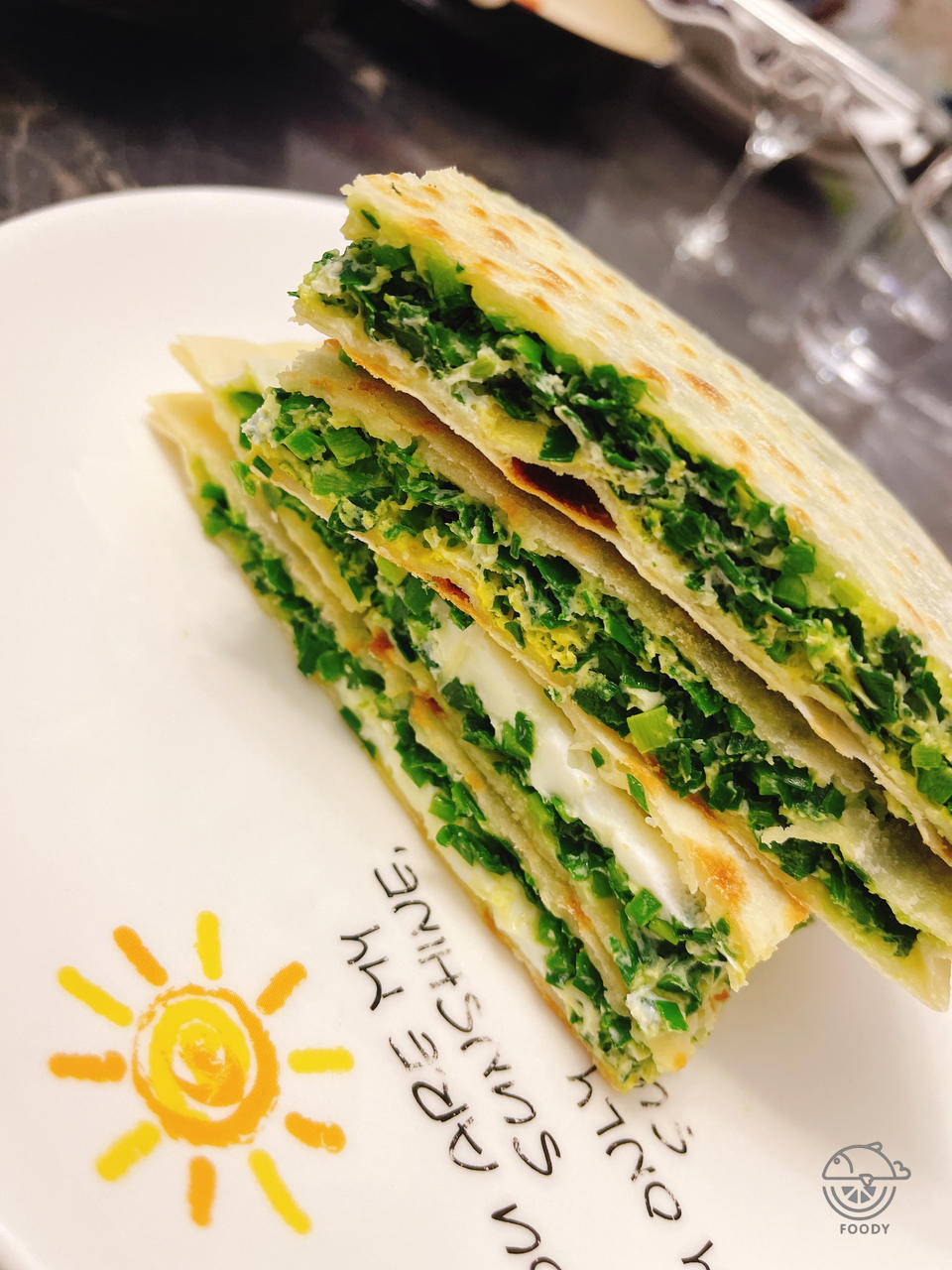 皮薄如纸的韭菜馅饼|免揉面法