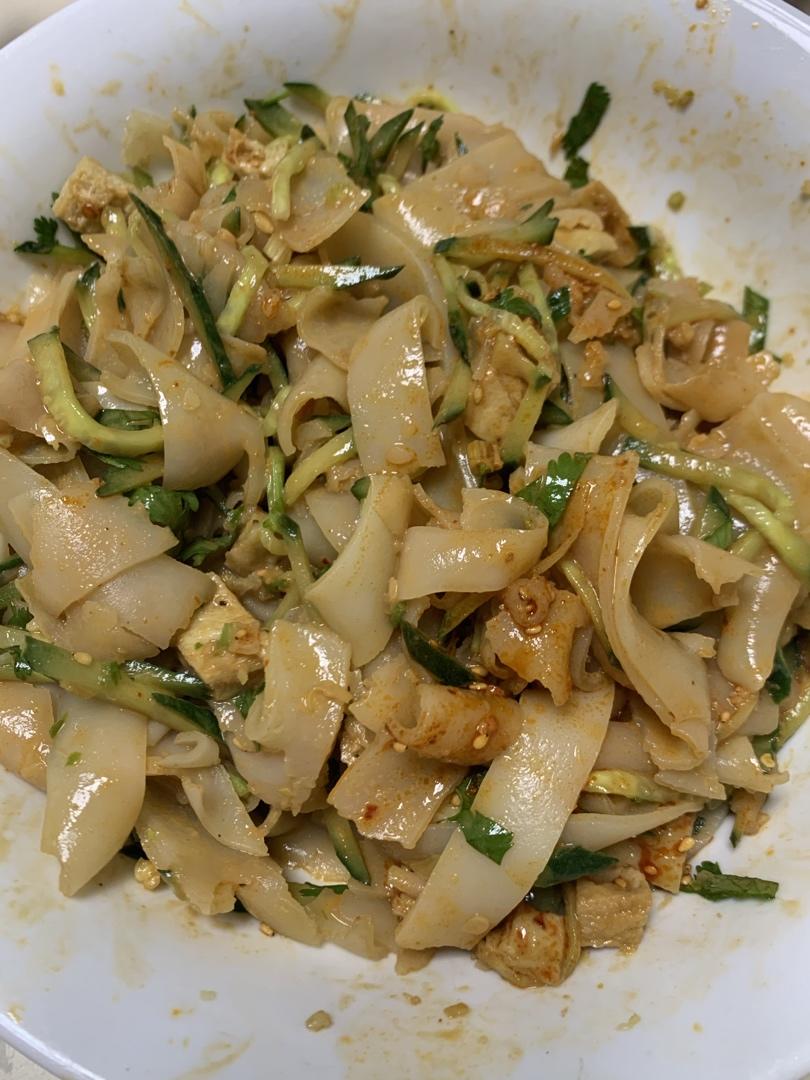 凉皮-家庭自制（告诉你自己做更劲道的秘诀）