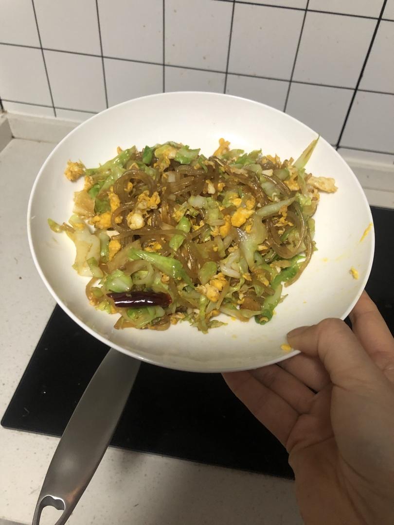 包心菜炒红薯粉丝