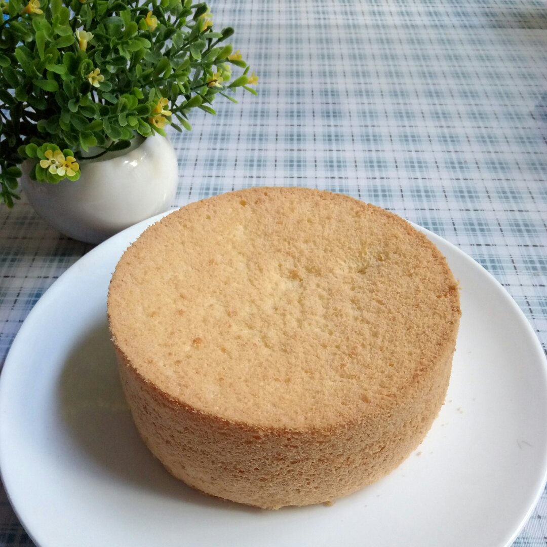 小米烘焙做的6寸原味戚风蛋糕