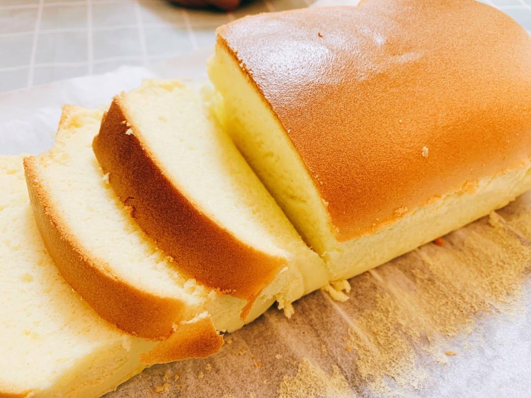 堪比柯基屁股
爆浆芝士🧀古早蛋糕