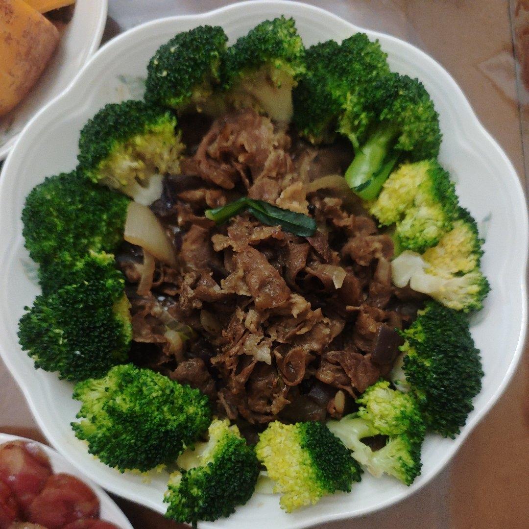 好吃到舔盘的秘制洋葱炒肥牛卷！拌饭巨香