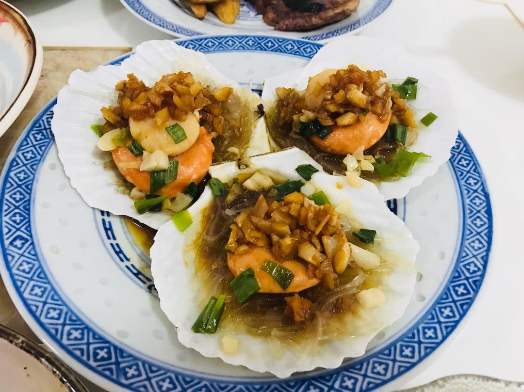蒜蓉粉丝蒸扇贝