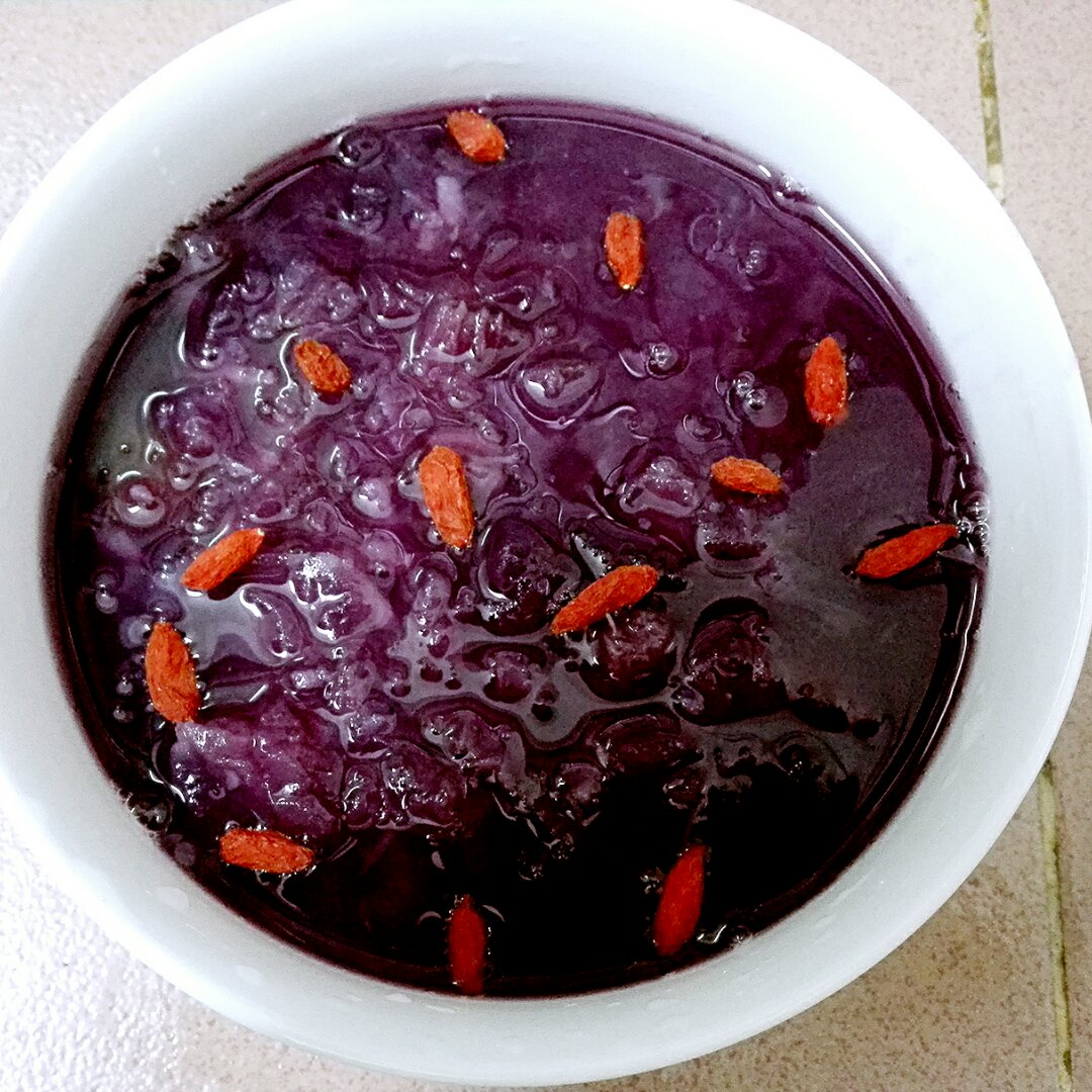 紫薯银耳羹！（快捷版的）