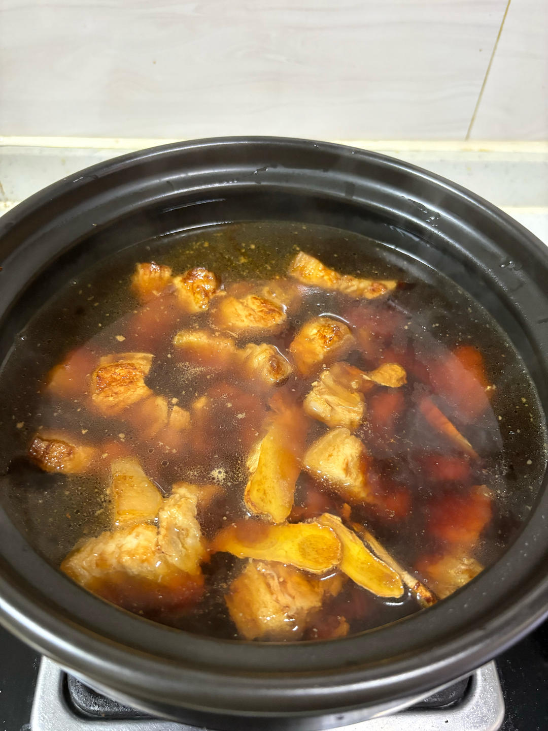 不焯水不放油的家常红烧肉