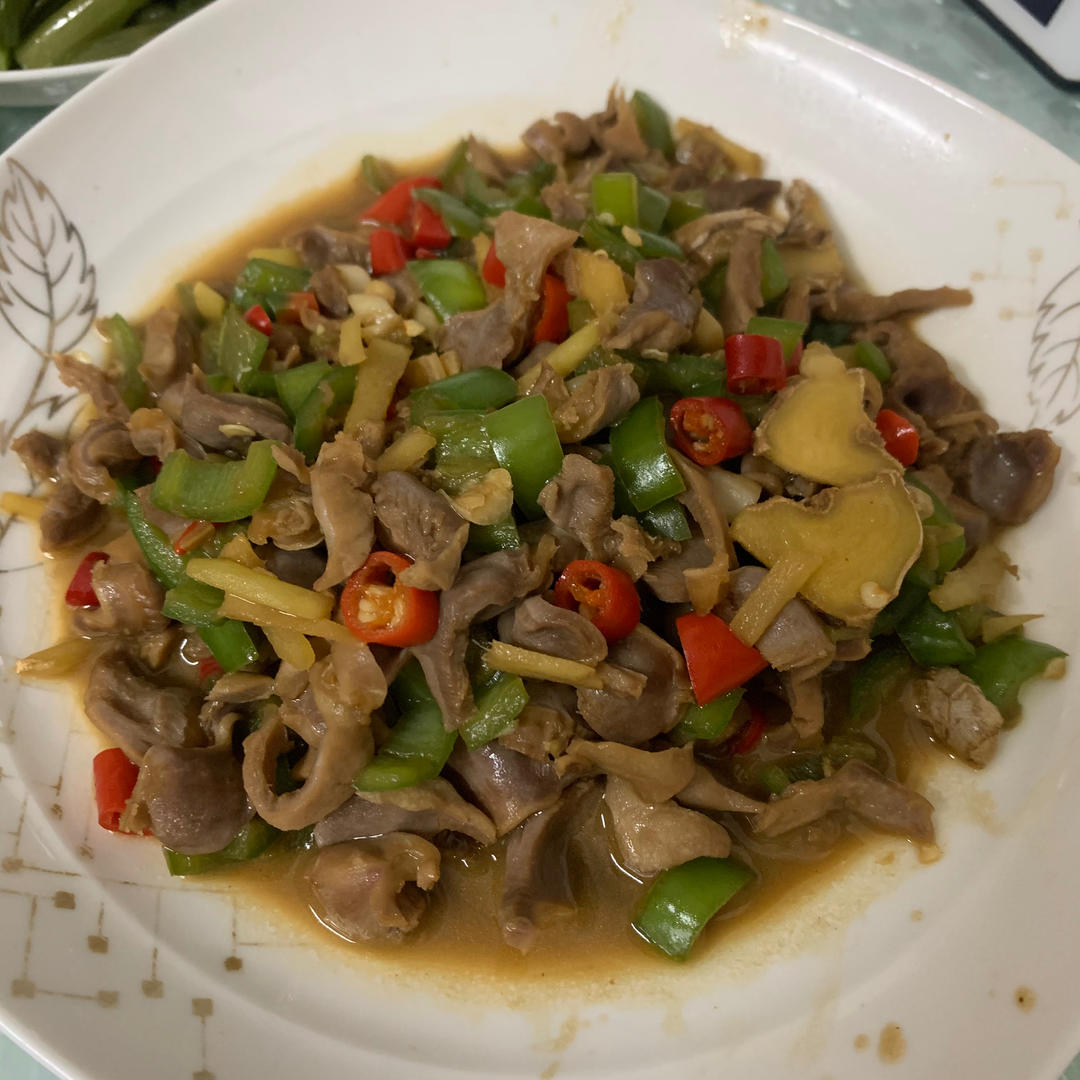爆炒鸡胗（绝对不腥又入味）
