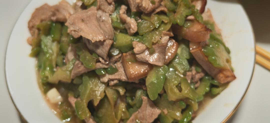 豆豉苦瓜炒肉