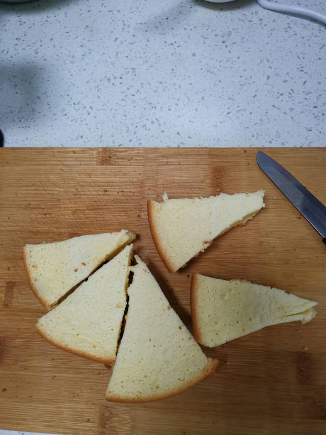 不用电子称只需要普通电饭锅做的电饭锅蛋糕