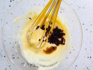 #麦子厨房#小红锅制作:蔓越莓甜甜圈的做法 步骤6