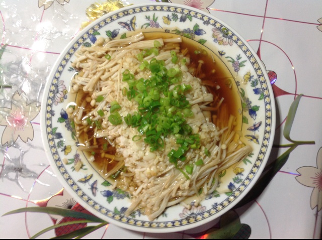 蒜蓉蒸金针菇