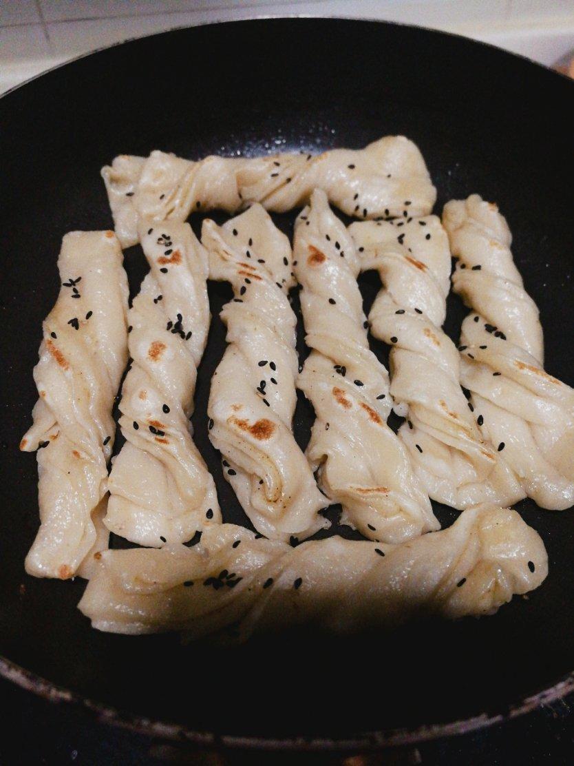 一定要做！—煎卷子【生煎花卷】