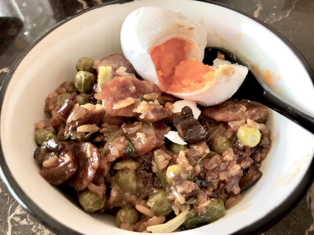 简单好吃的网红电饭煲焖饭