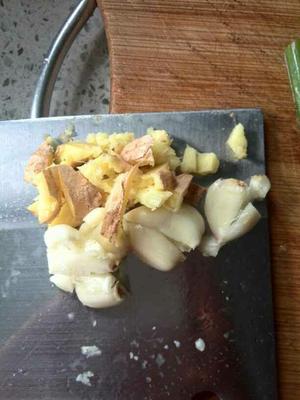 红烧土豆的做法 步骤1