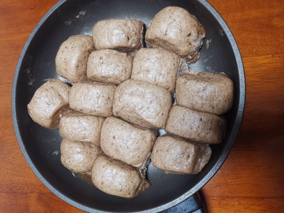 不一样的白面馒头（生煎馒头）
