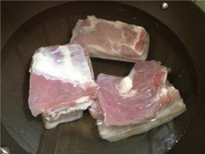 超详细回锅肉的做法 步骤2