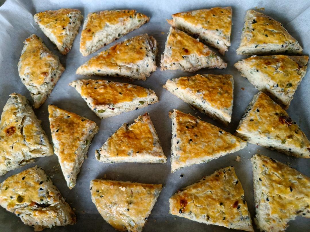 完美裂纹～百分百成功的超好吃奶香司康（禁止搬运）