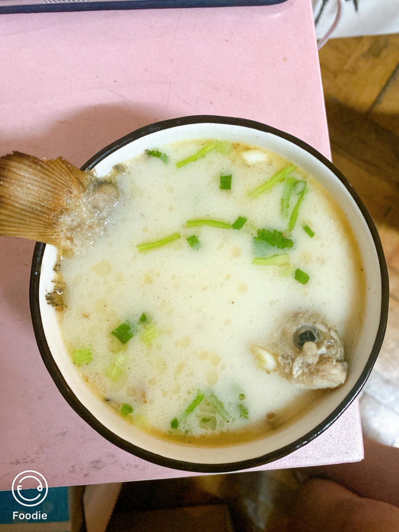 鲫鱼豆腐汤