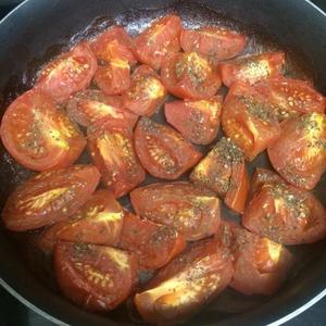 三步骤自制番茄酱的做法 步骤2