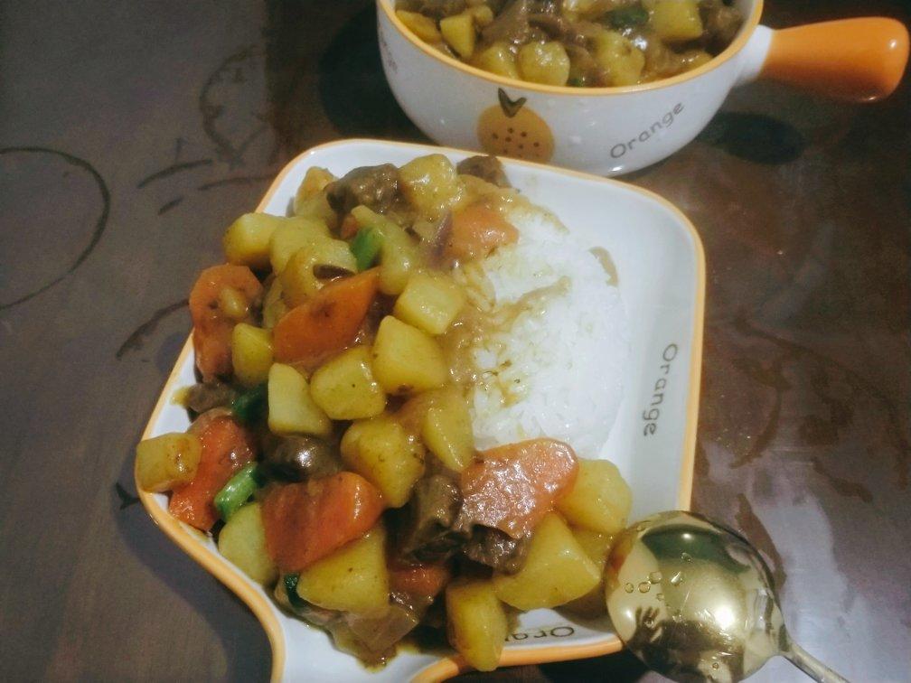 咖喱牛肉土豆