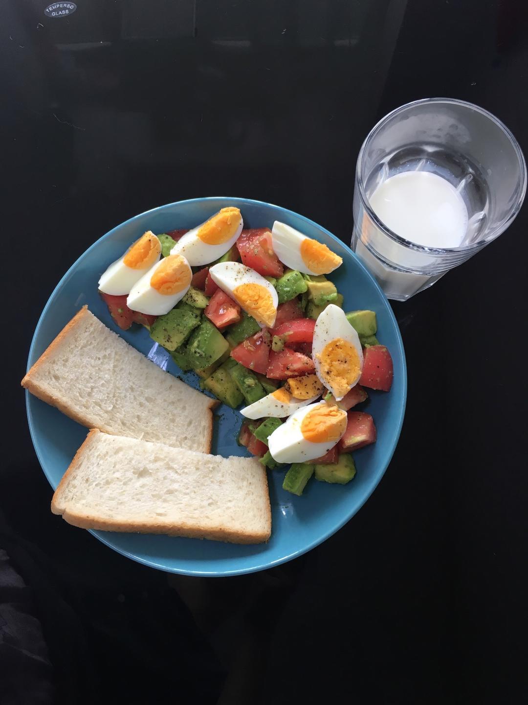 牛油果鸡蛋沙拉的做法
