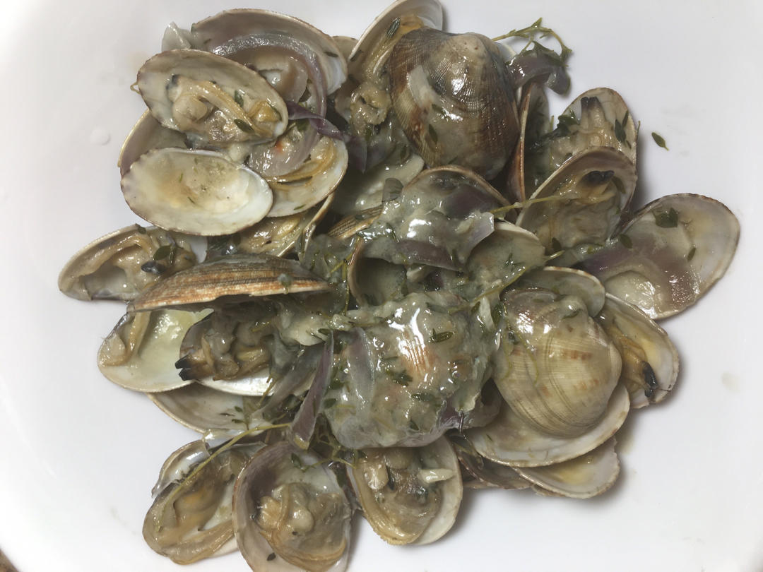 椰奶烩蛤蜊【全世界最简单的西餐】