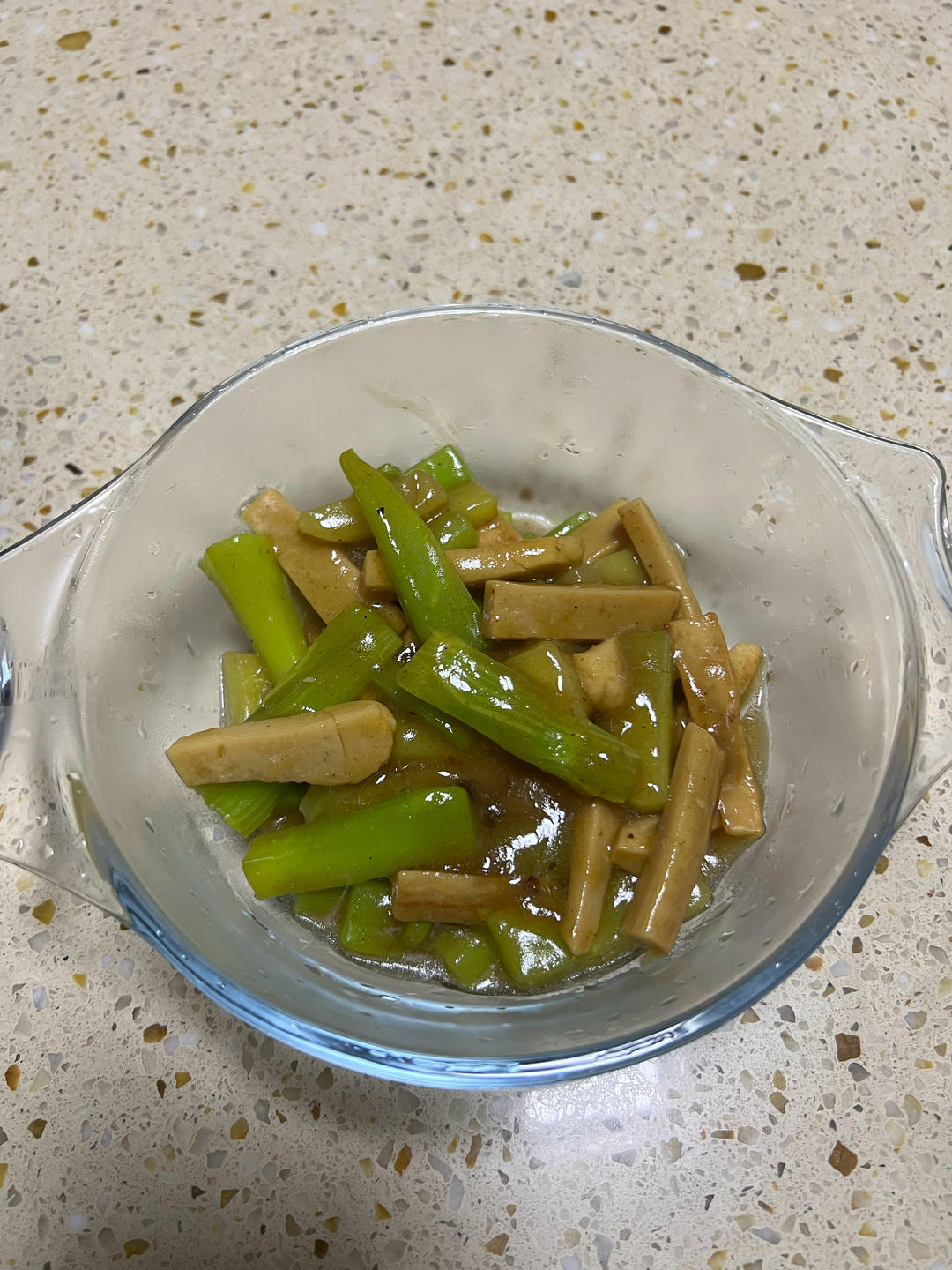 鲜🉐️掉眉毛的莴笋炒火腿