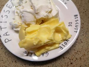 奶酪小餐包（消灭奶酪，附懒人简易整形方法，一次发酵）的做法 步骤5