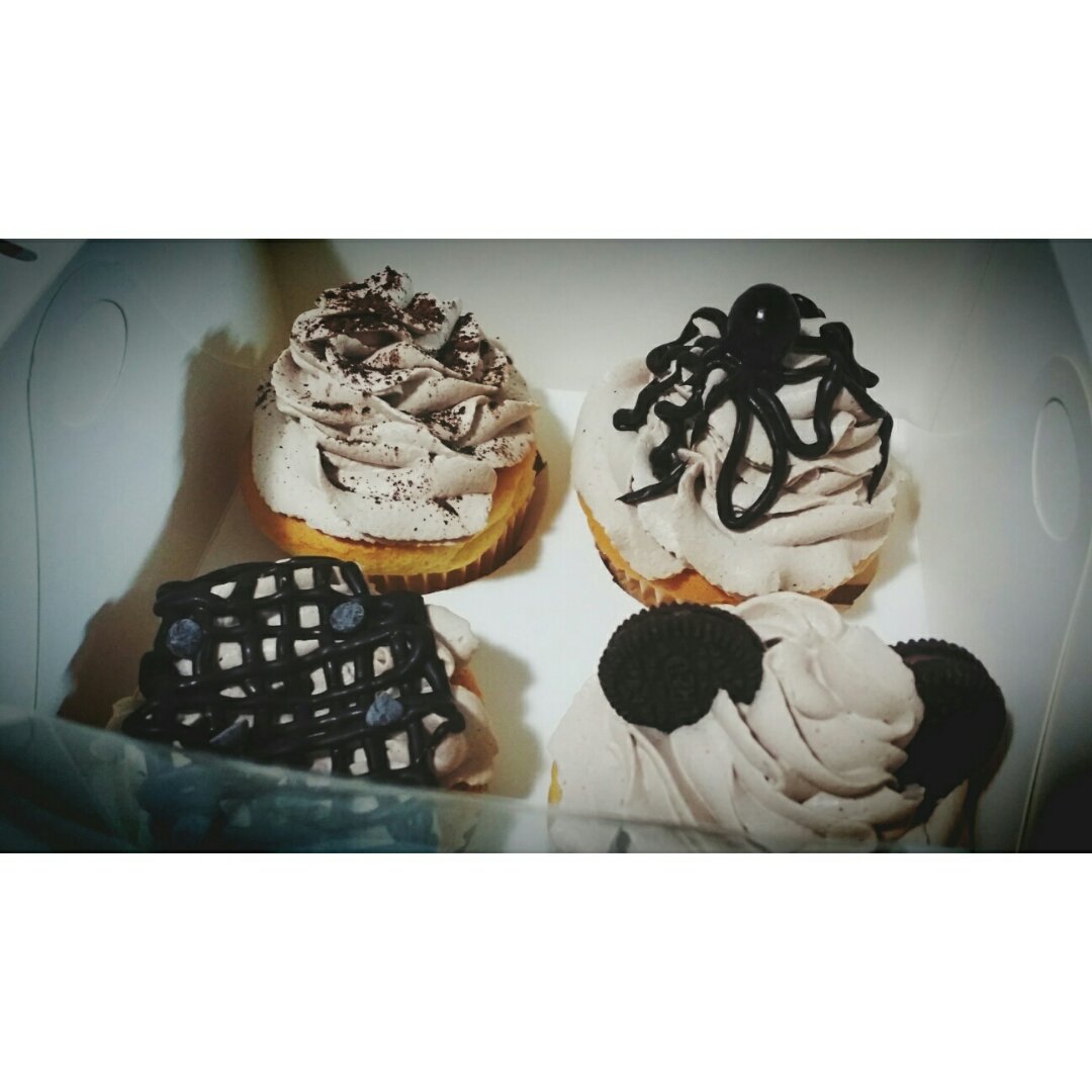 鲜奶油戚风杯子蛋糕（纸杯蛋糕）