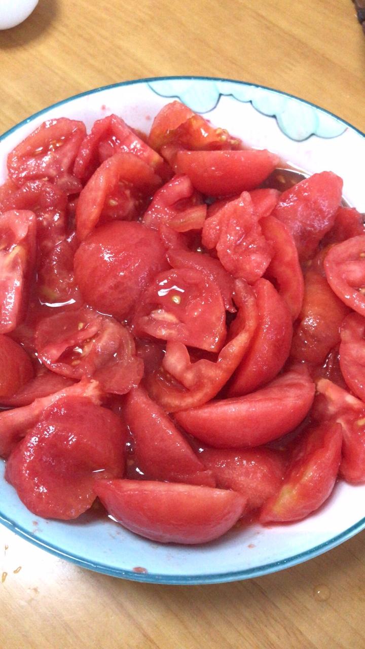 凉拌西红柿