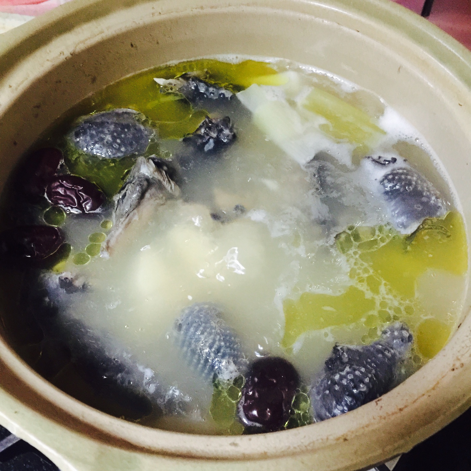 乌鸡山药汤