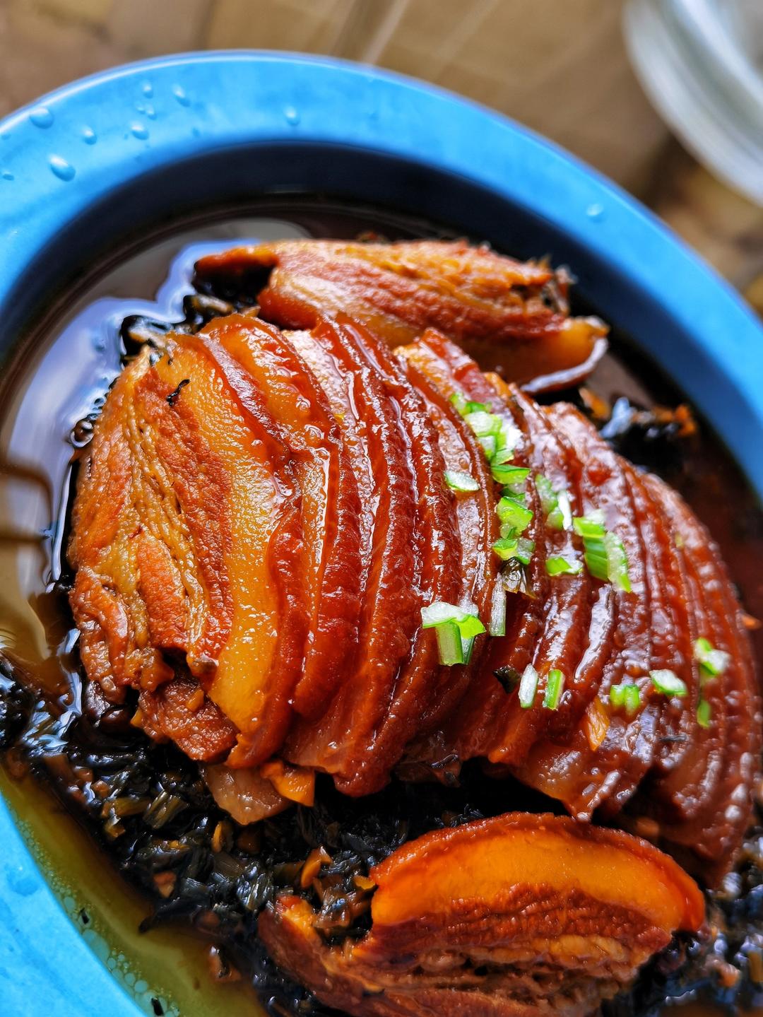 厨师长教你：“咸烧白”的正宗做法，一看就有食欲