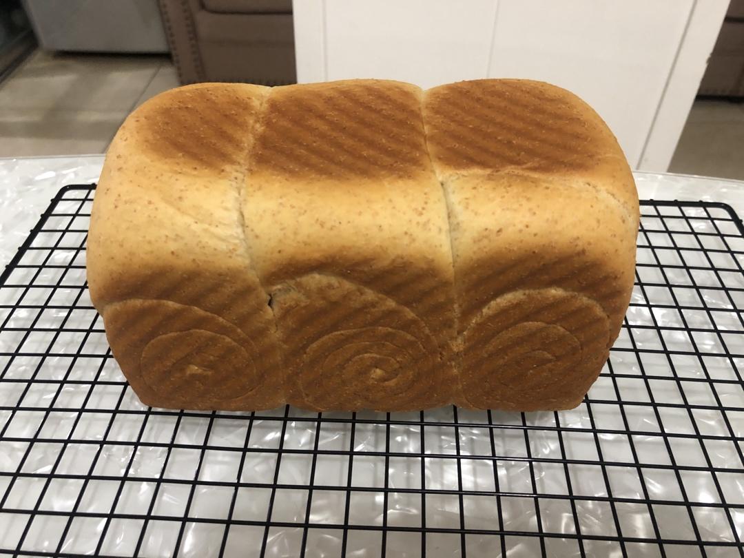纯奶手撕吐司