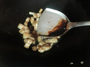 油豆腐烧回锅肉的做法 步骤6