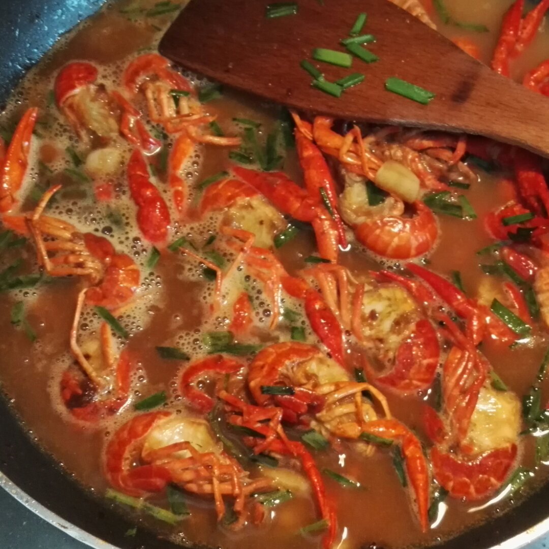 香辣小龙虾-超详细处理干净步骤！