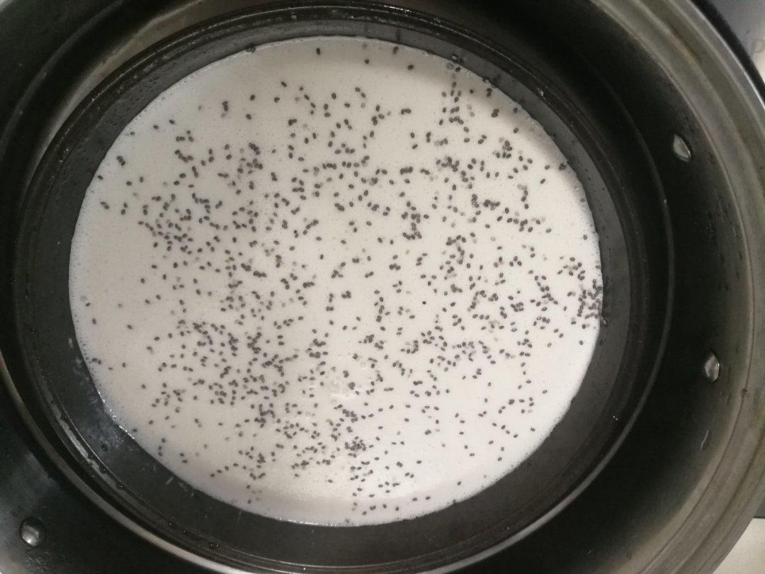 水塔糕（酒酿米糕）