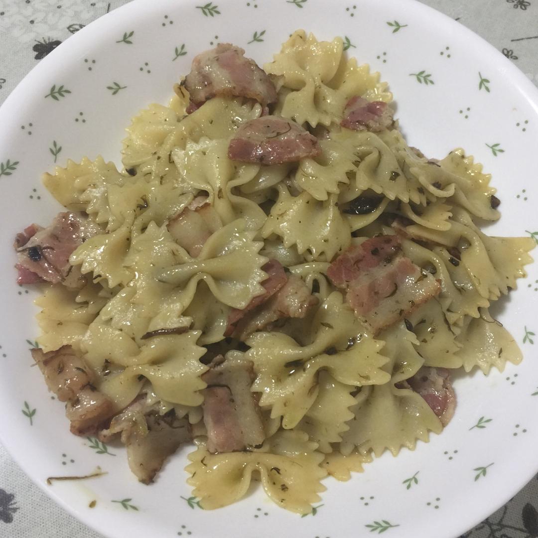 可能是最好吃系列--橄榄菜培根意面