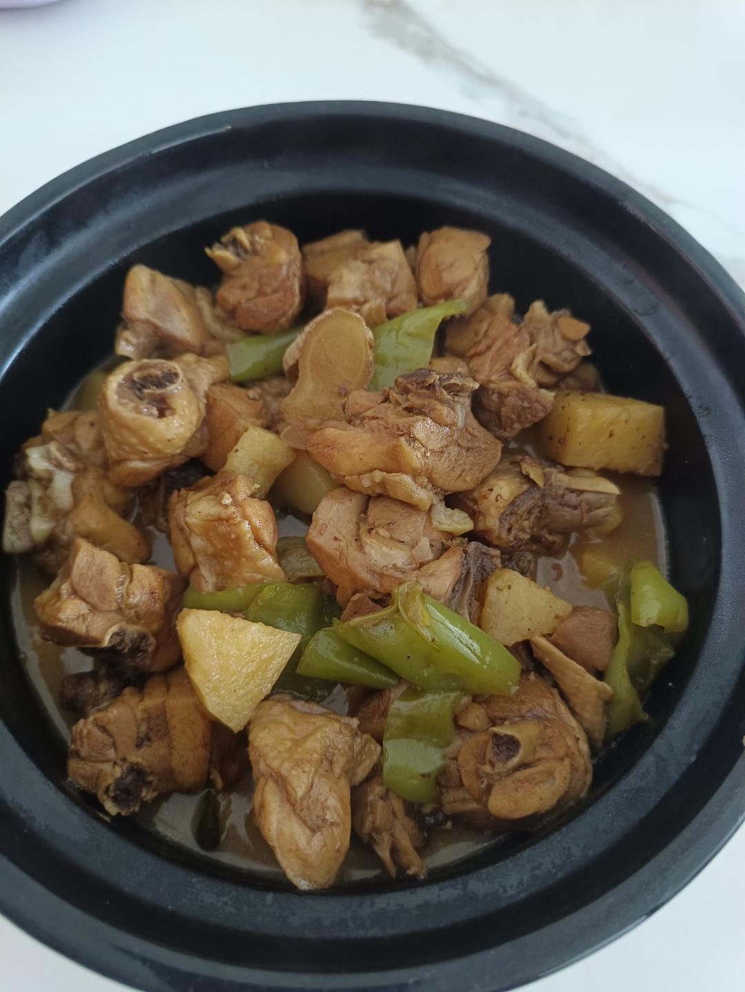 能干掉几碗饭的黄焖鸡