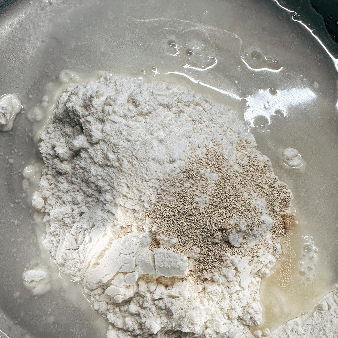 纯奶手撕吐司的做法 步骤1