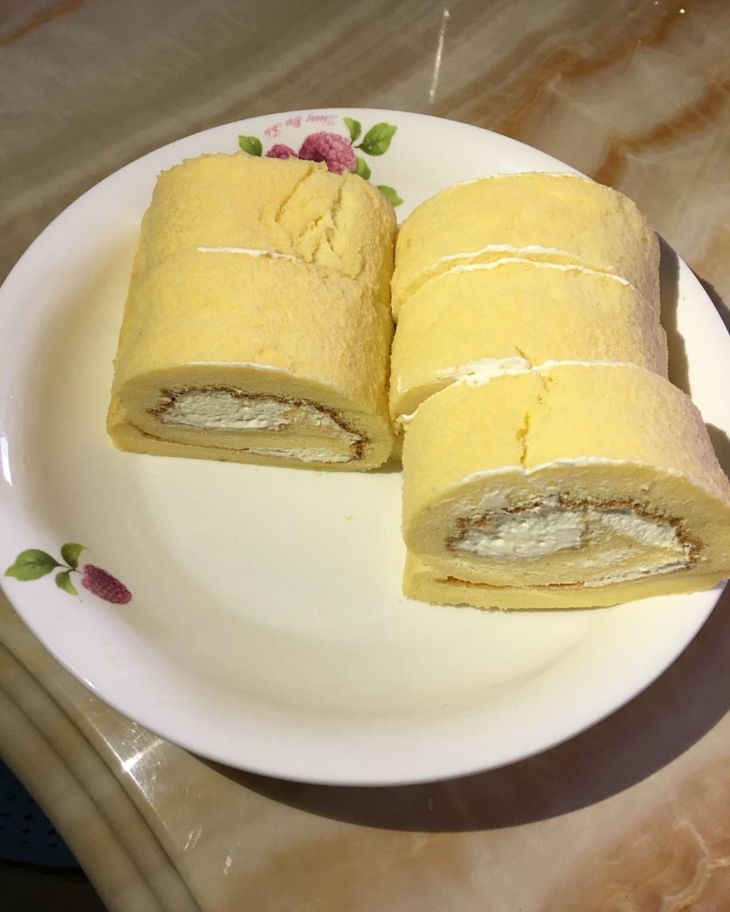 芒果蛋糕卷（详细的小四卷制作视频）