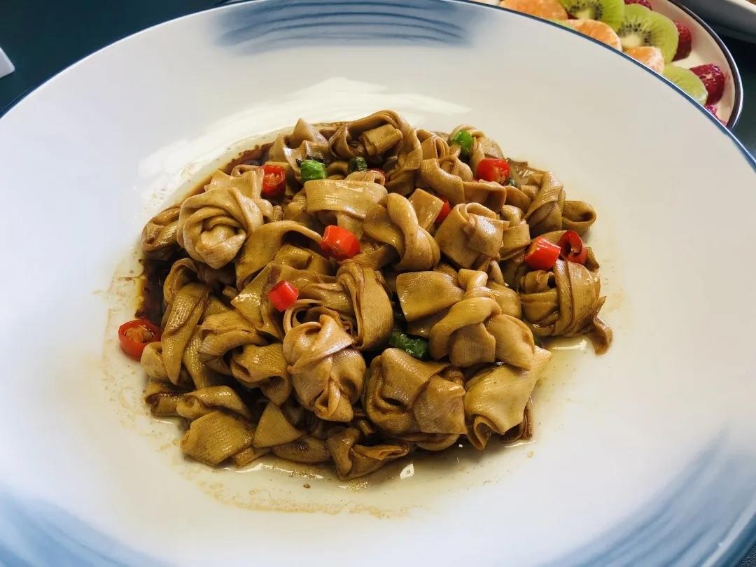 红烧百叶结  纯净素食